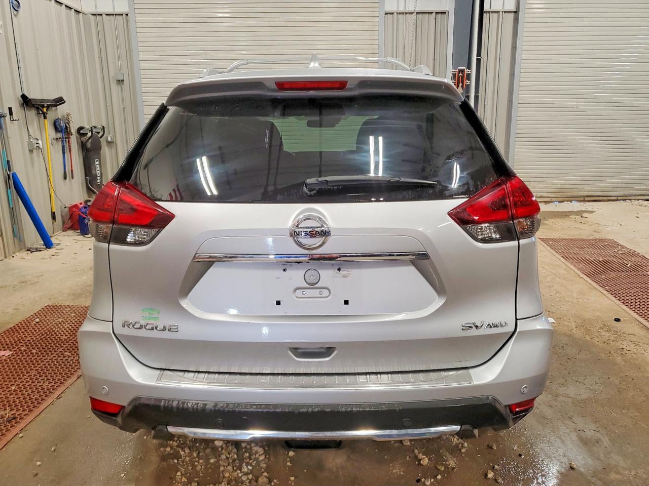 2020 NISSAN ROGUE SV photo 6
