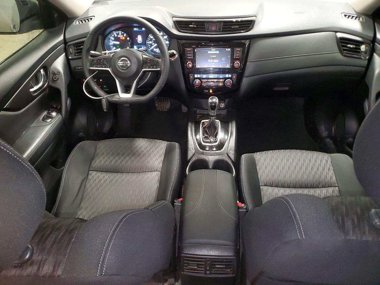 2020 NISSAN ROGUE SV photo 8