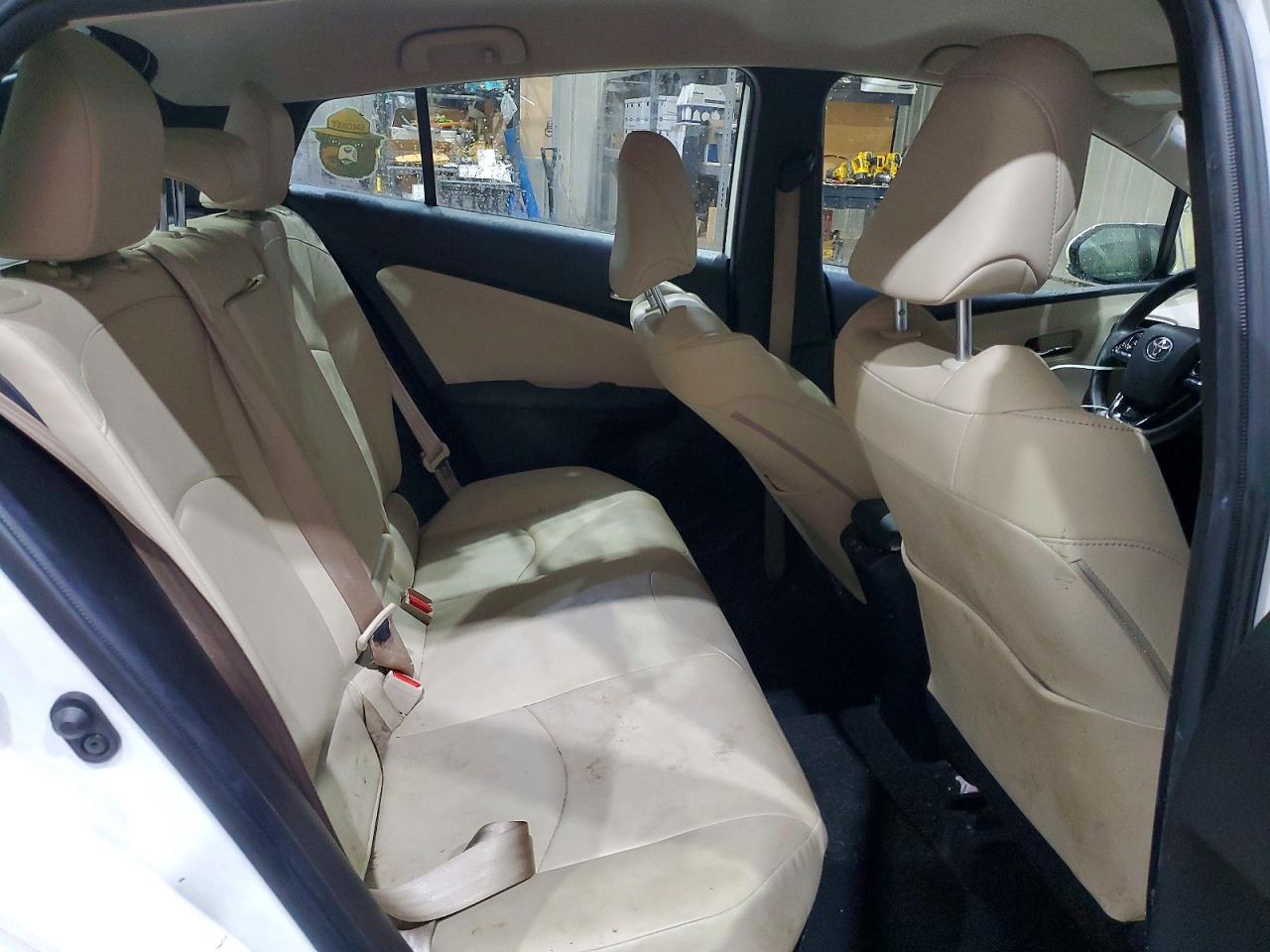 2019 TOYOTA PRIUS XLE AWD-E photo 21