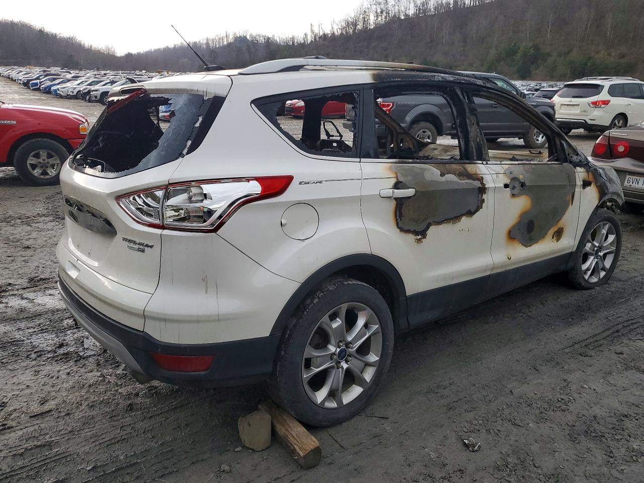 2015 FORD ESCAPE TITANIUM photo 5