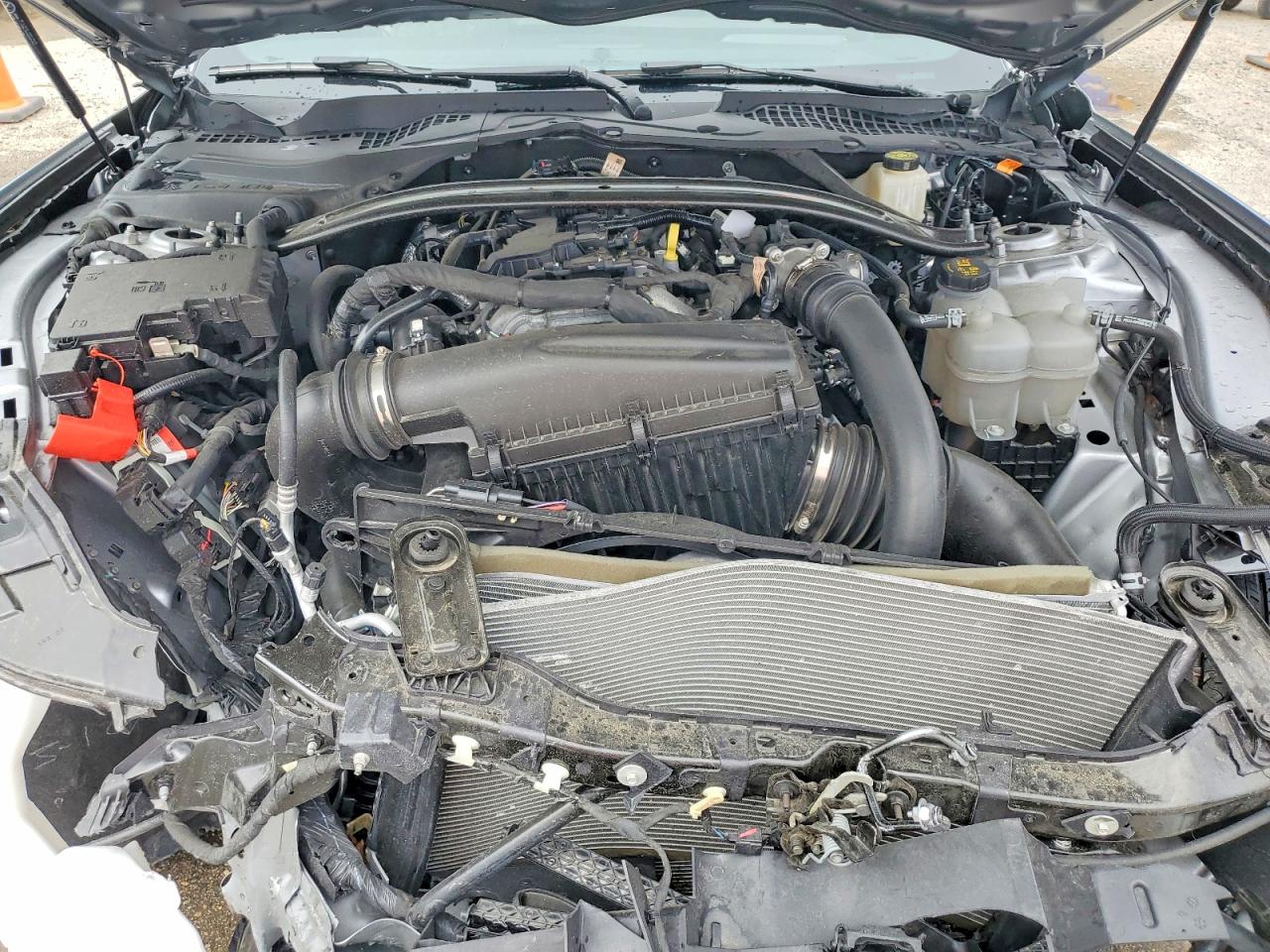 2024 FORD MUSTANG photo 11