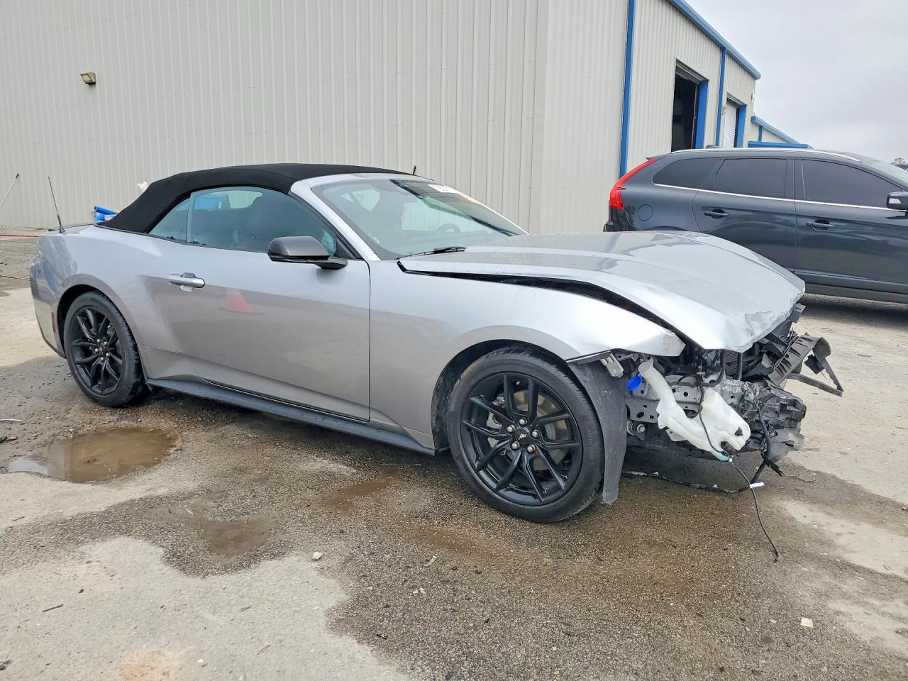 2024 FORD MUSTANG photo 4