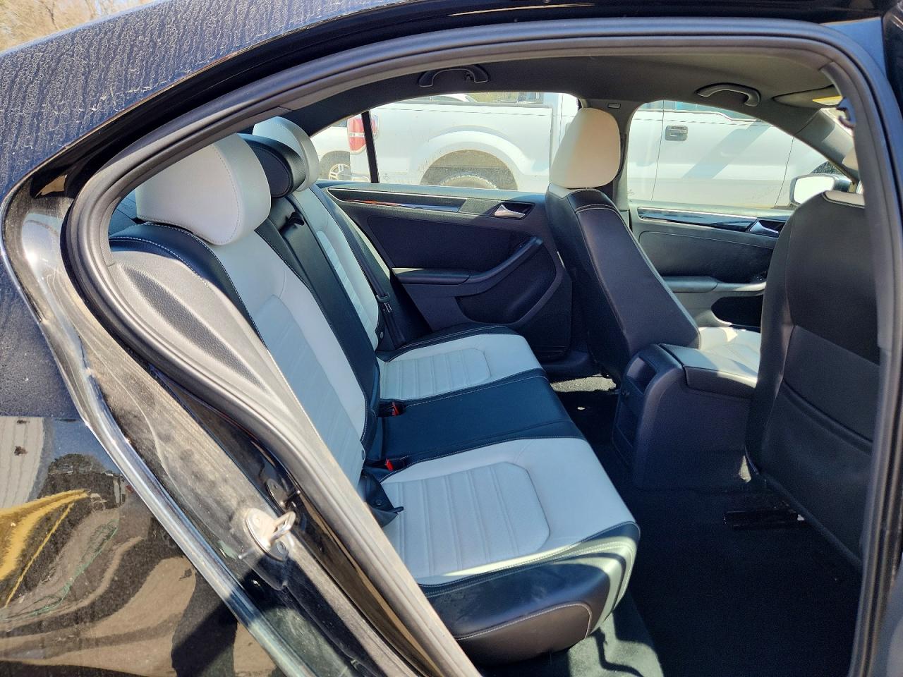 2015 VOLKSWAGEN JETTA SE photo 19