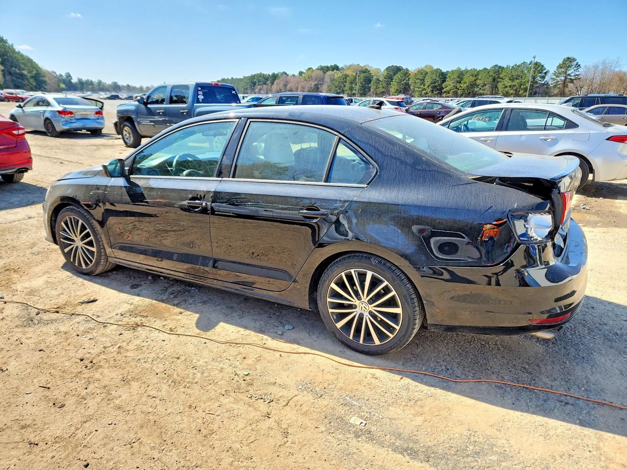 2015 VOLKSWAGEN JETTA SE photo 3