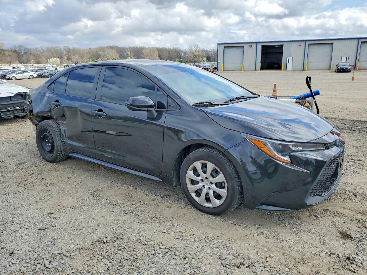 2021 TOYOTA COROLLA LE photo 7