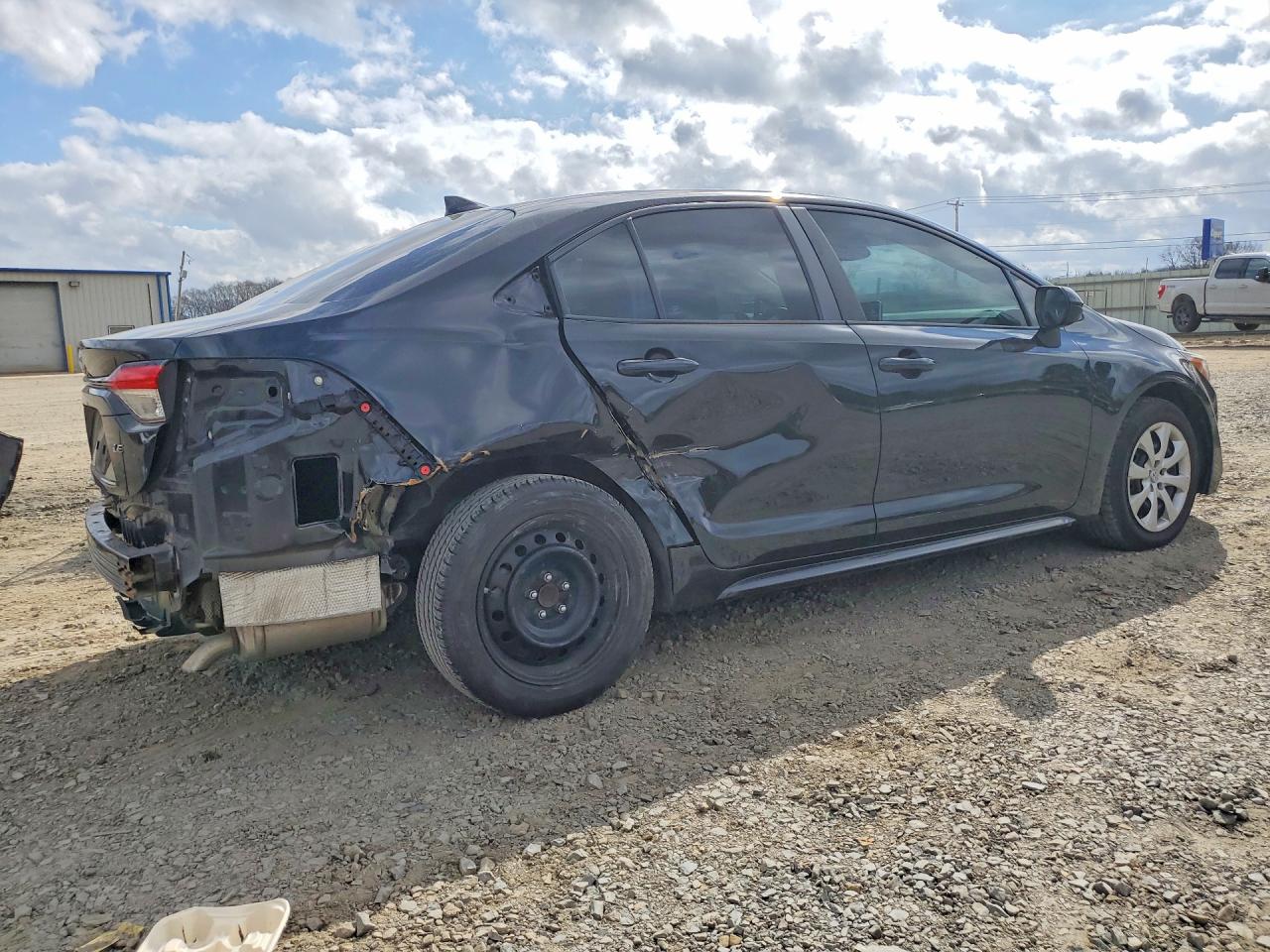 2021 TOYOTA COROLLA LE photo 5
