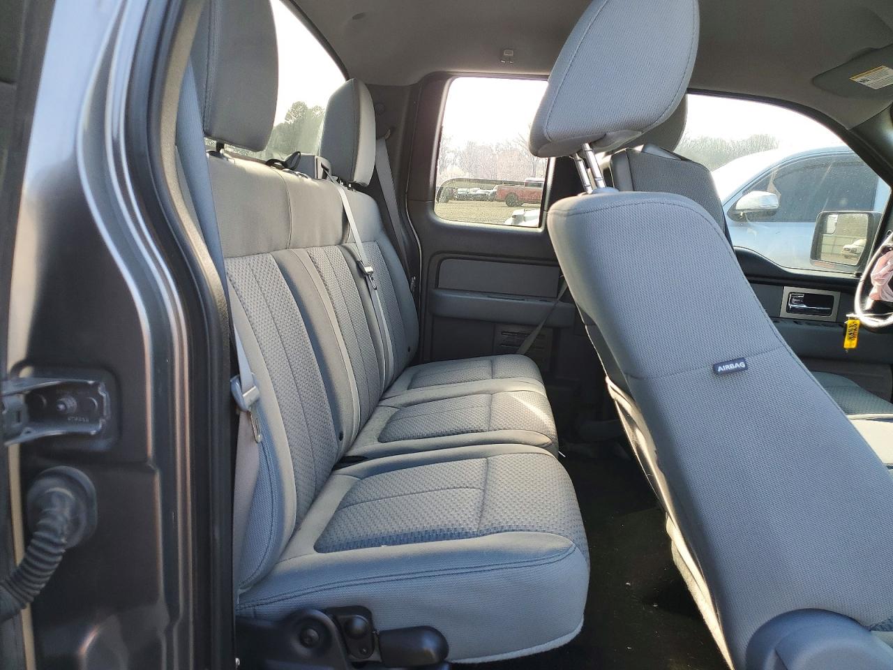 2011 FORD F150 photo 19
