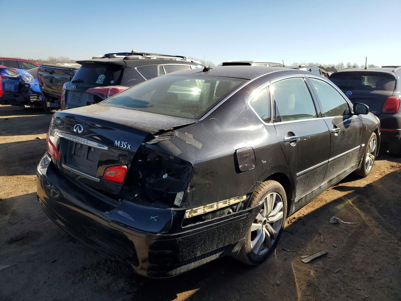 2010 INFINITI M35 X photo 5