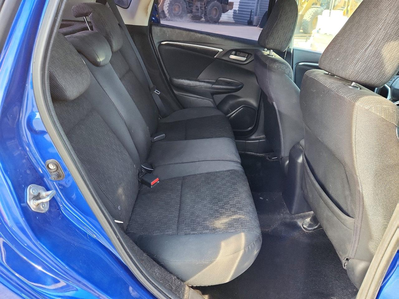 2015 HONDA FIT photo 19