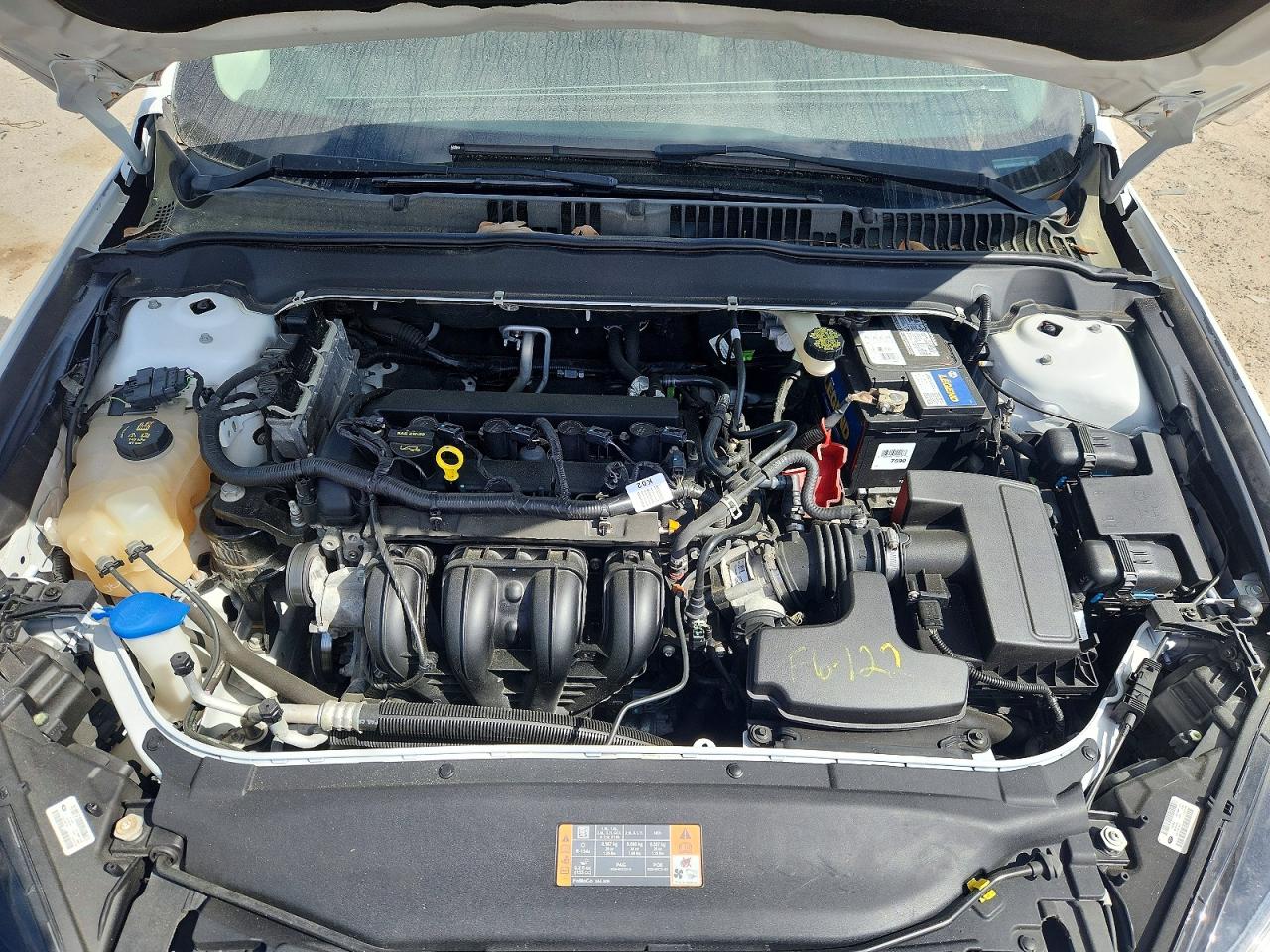 2016 FORD FUSION photo 11