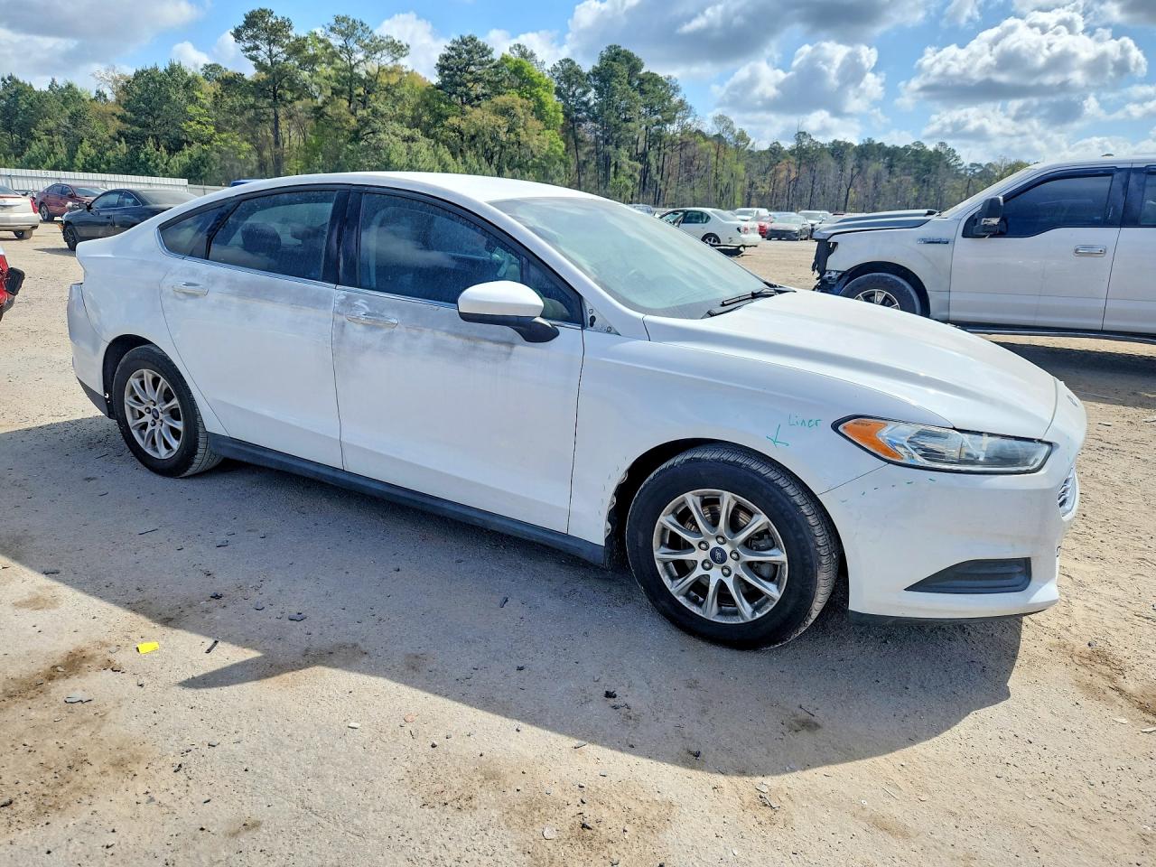 2016 FORD FUSION photo 4