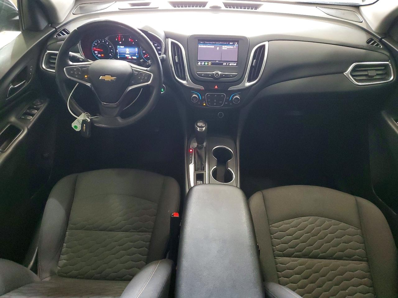 2020 CHEVROLET EQUINOX LT photo 8
