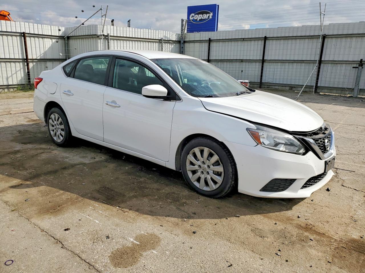 2018 NISSAN SENTRA S photo 4