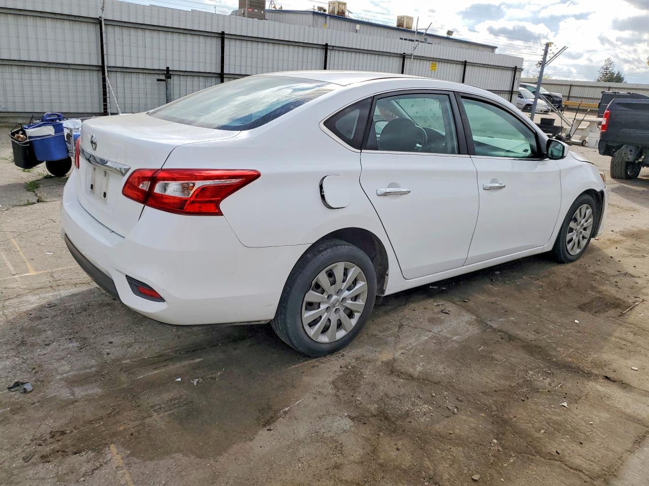 2018 NISSAN SENTRA S photo 3