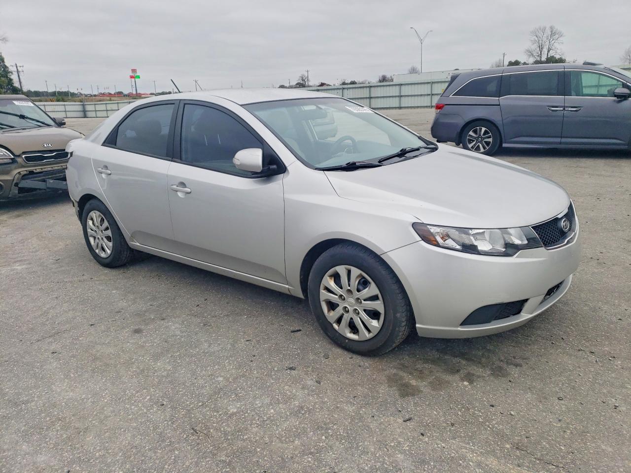 2010 KIA FORTE EX photo 7