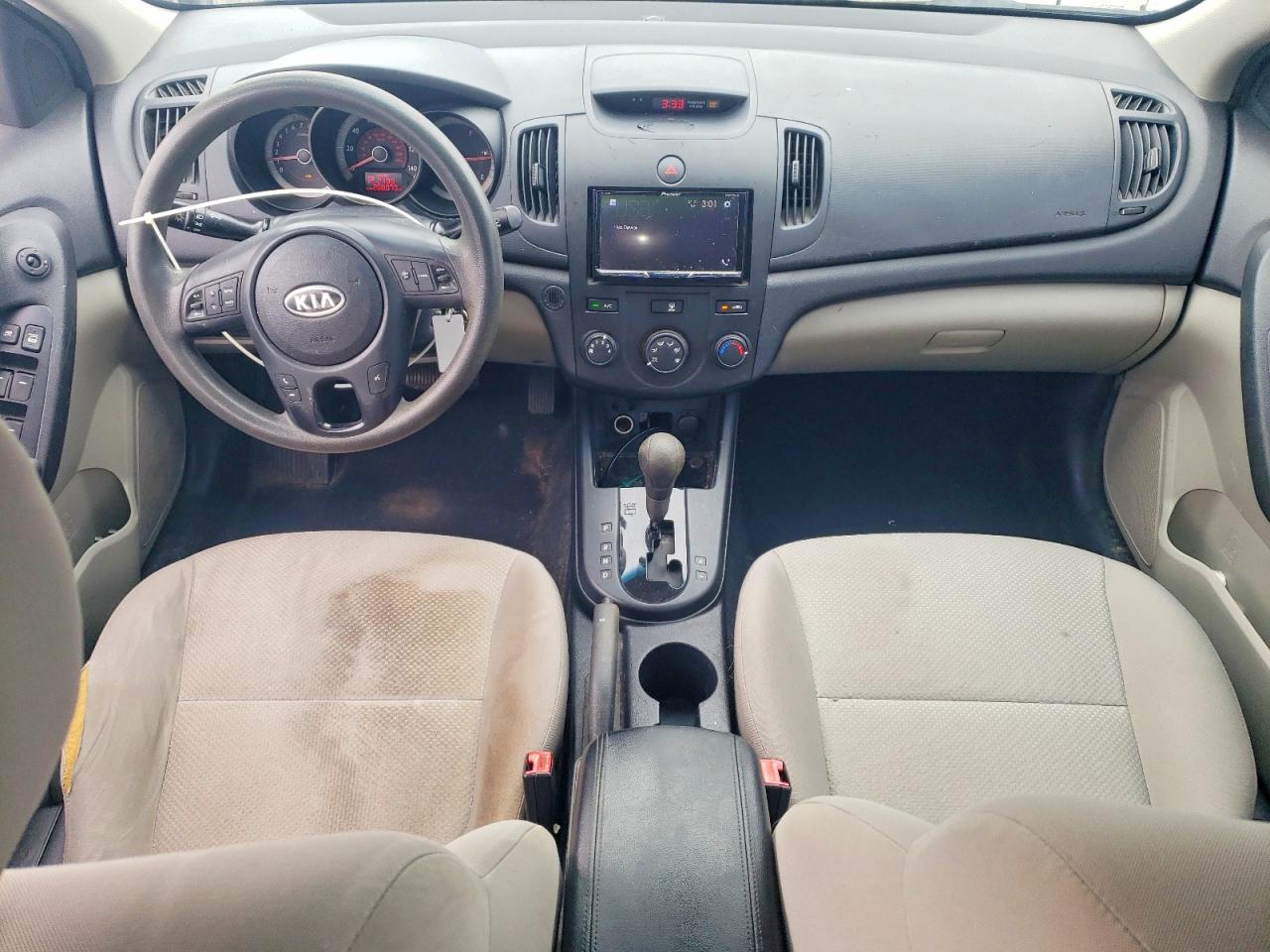 2010 KIA FORTE EX photo 15