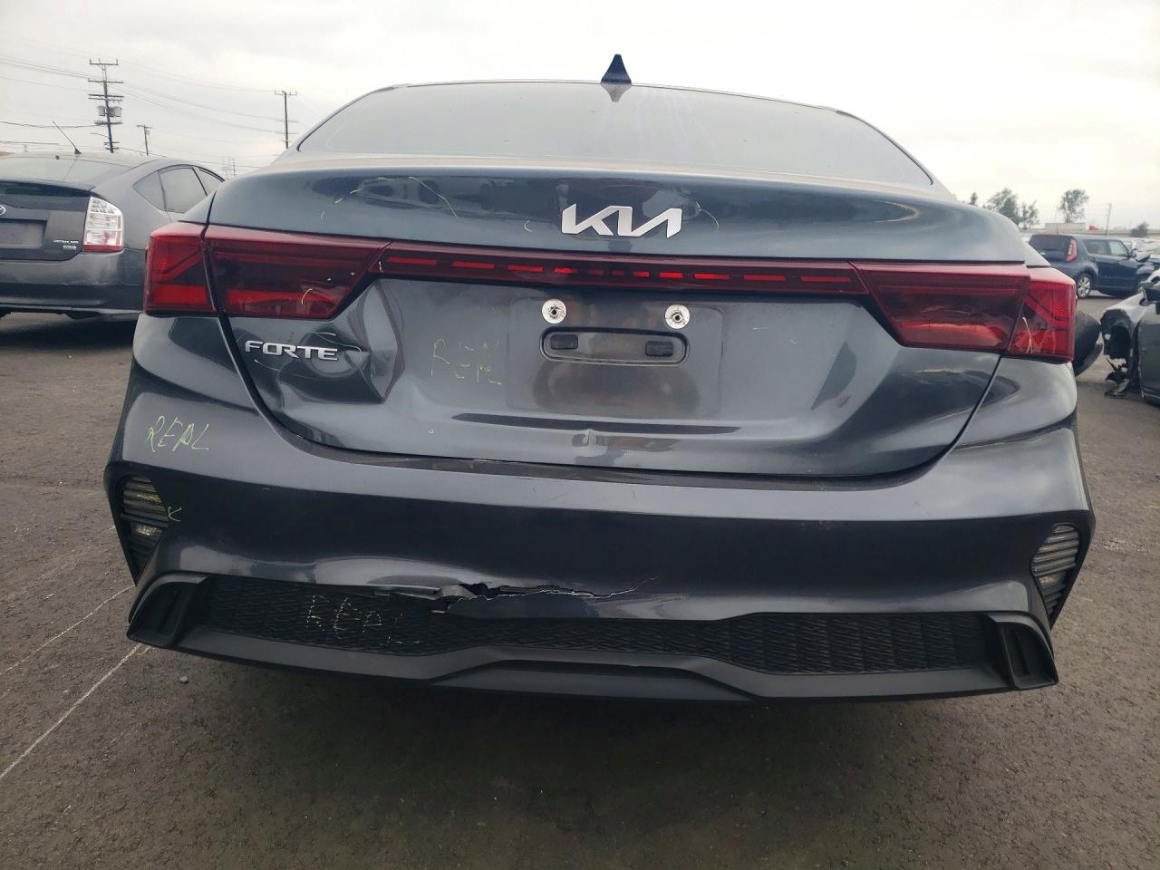 2023 KIA FORTE LXS photo 11