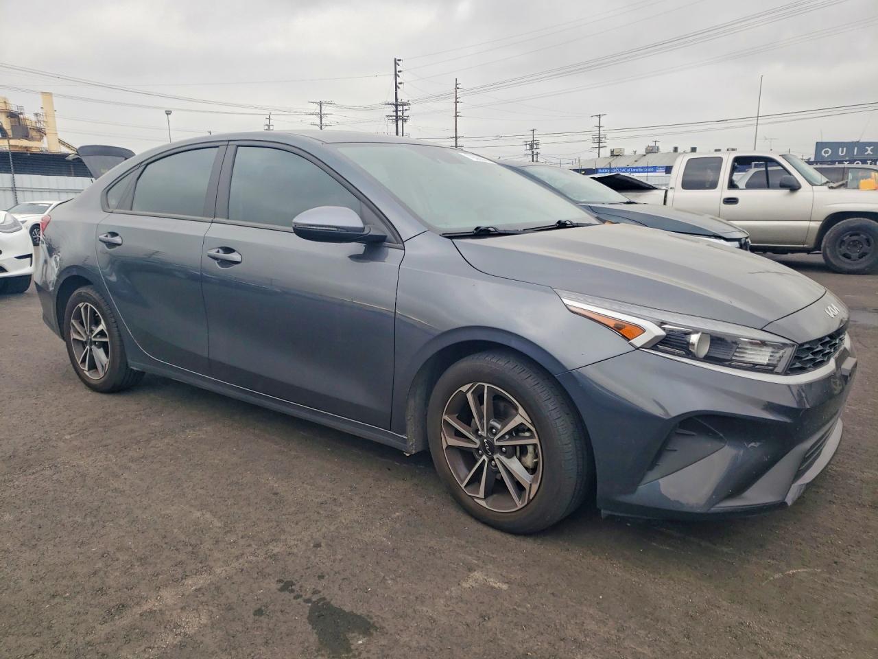 2023 KIA FORTE LXS photo 7