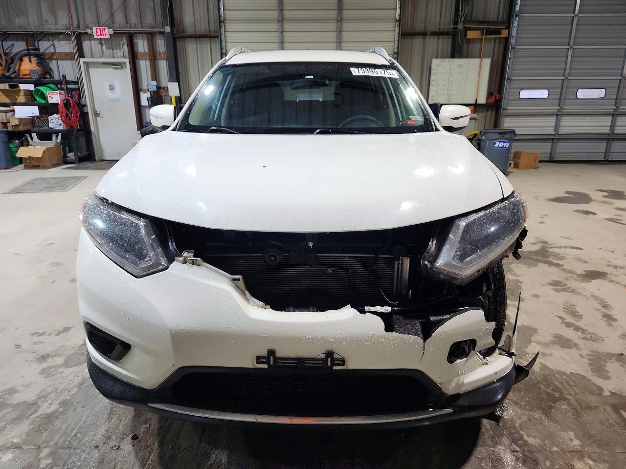 2016 NISSAN ROGUE SV photo 9