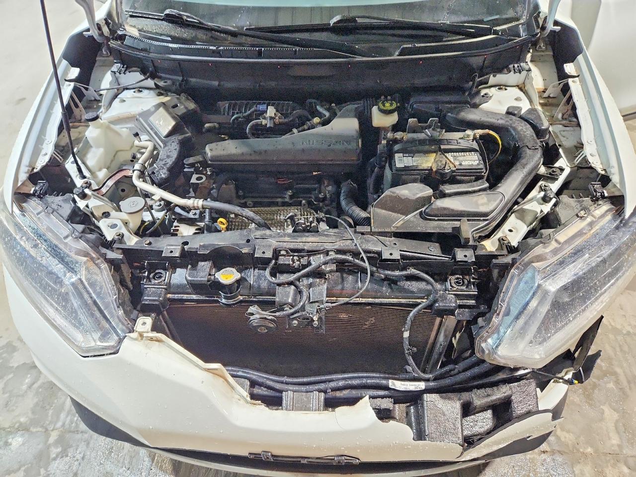 2016 NISSAN ROGUE SV photo 23