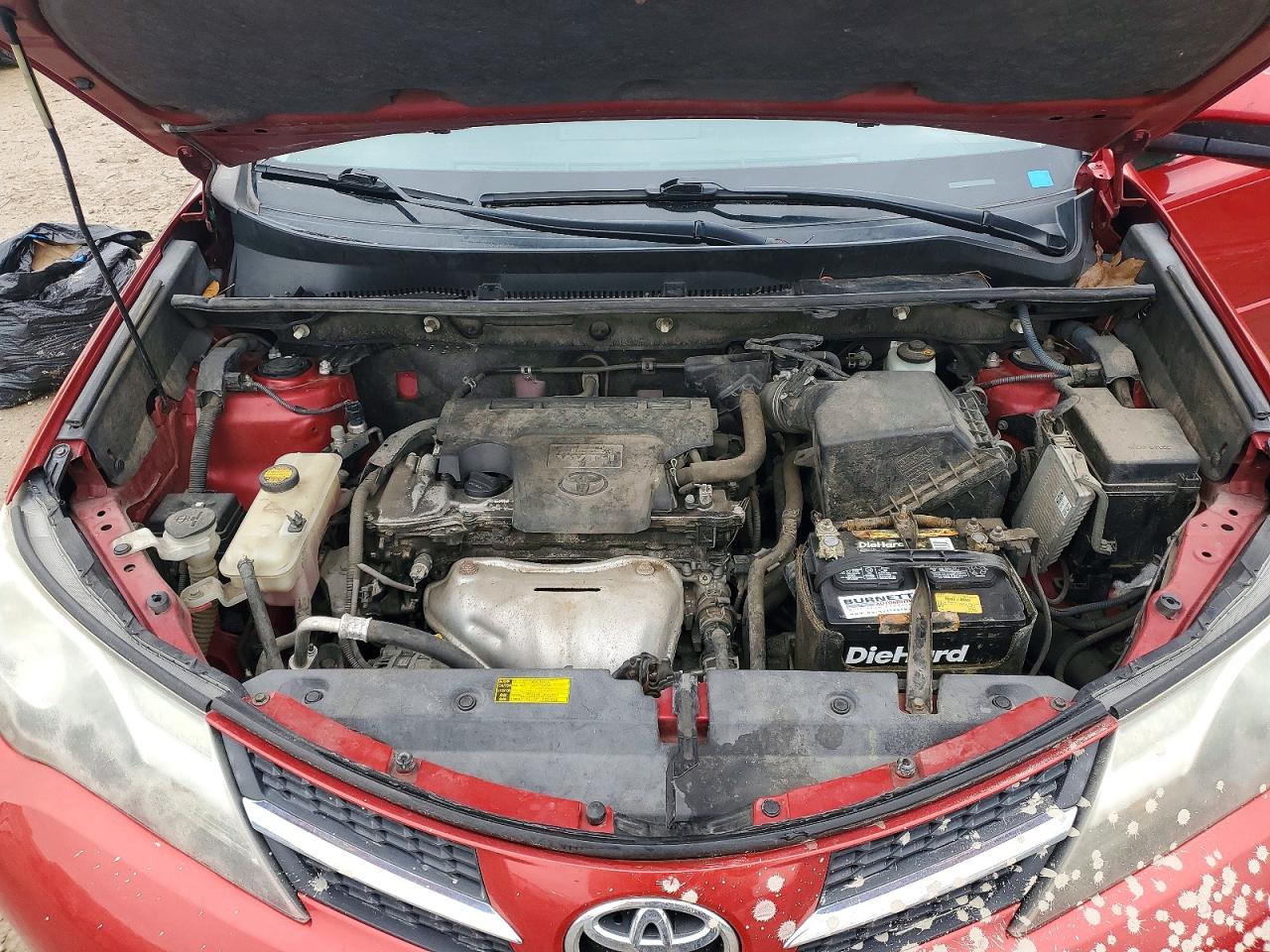2013 TOYOTA RAV4 XLE photo 12