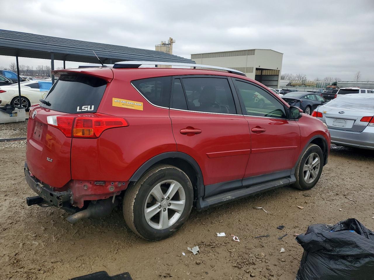 2013 TOYOTA RAV4 XLE photo 3