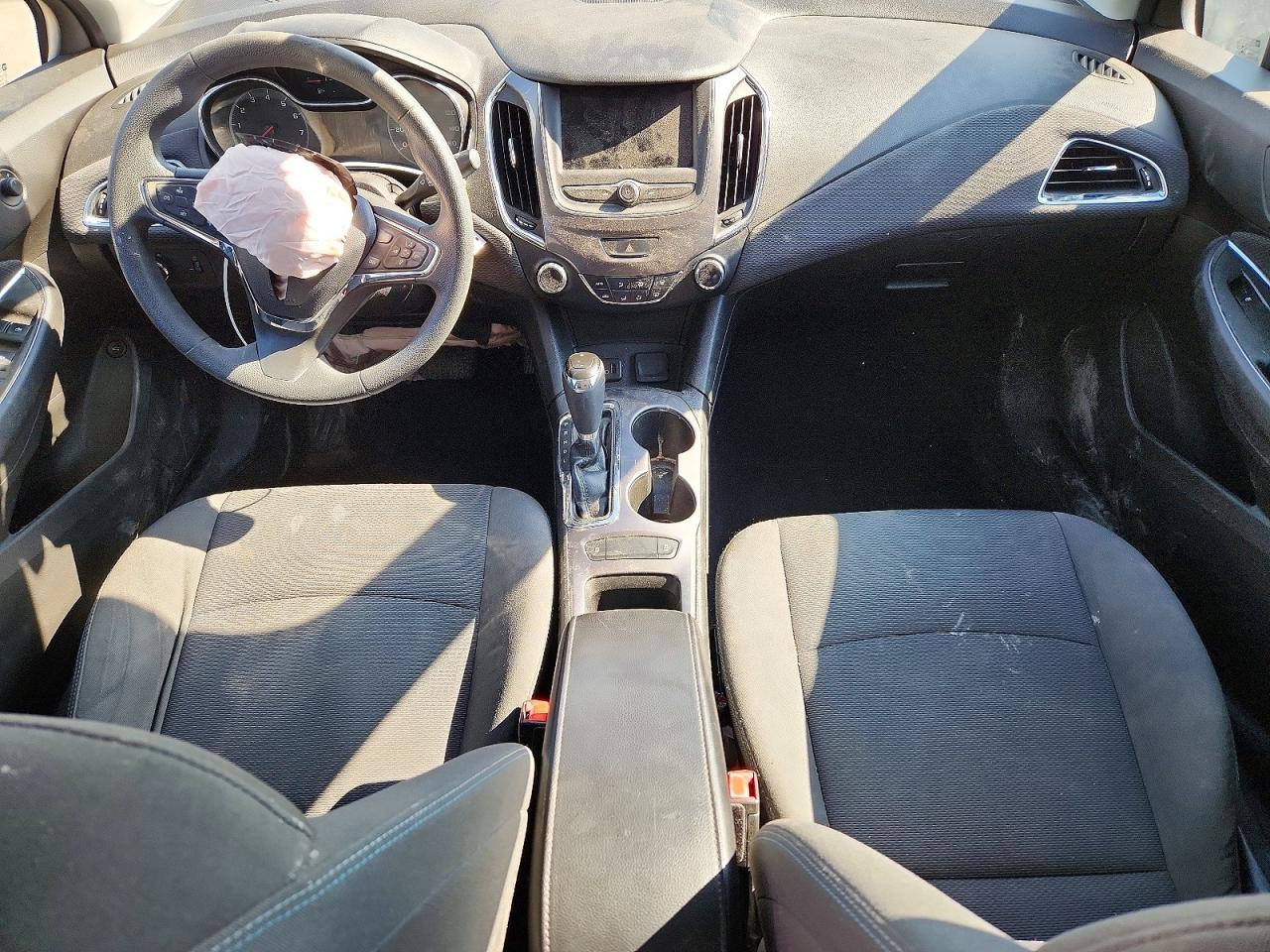 2019 CHEVROLET CRUZE LT photo 15