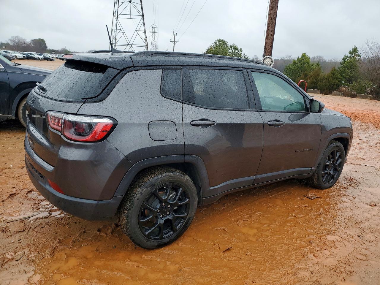 2022 JEEP COMPASS LATITUDE photo 5