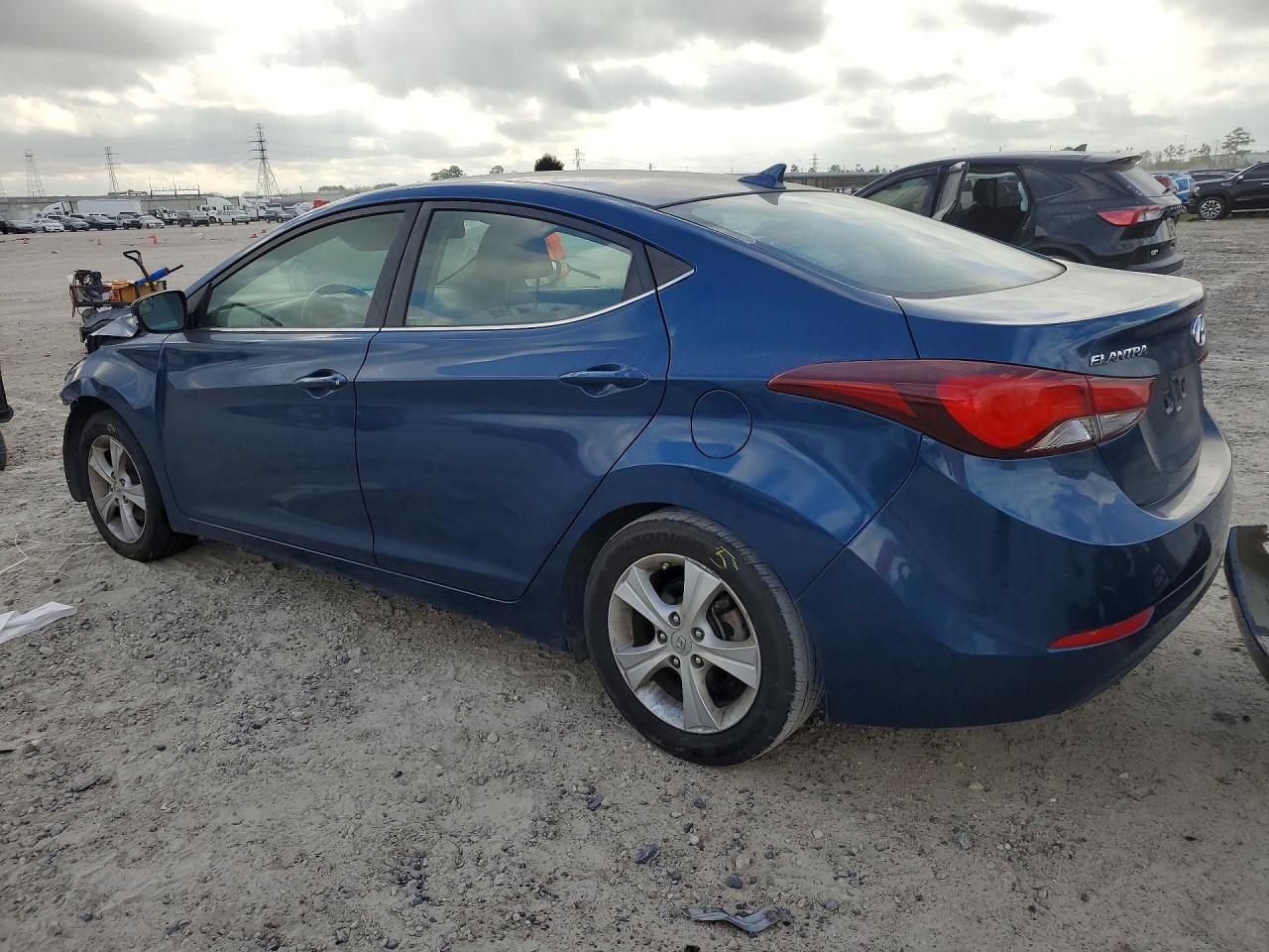 2016 HYUNDAI ELANTRA VALUE EDITION photo 3