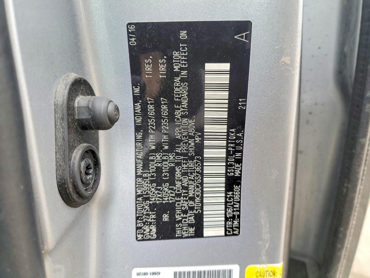 2016 TOYOTA SIENNA XLE 8-PASSENGER photo 25