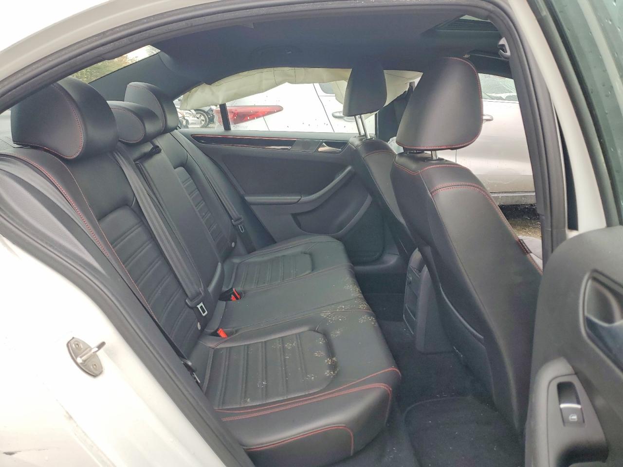 2016 VOLKSWAGEN JETTA GLI photo 10