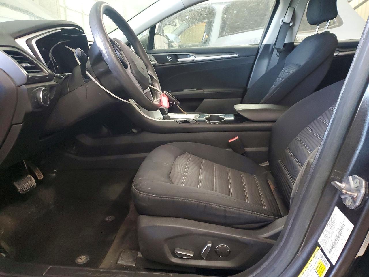 2016 FORD FUSION SE photo 7