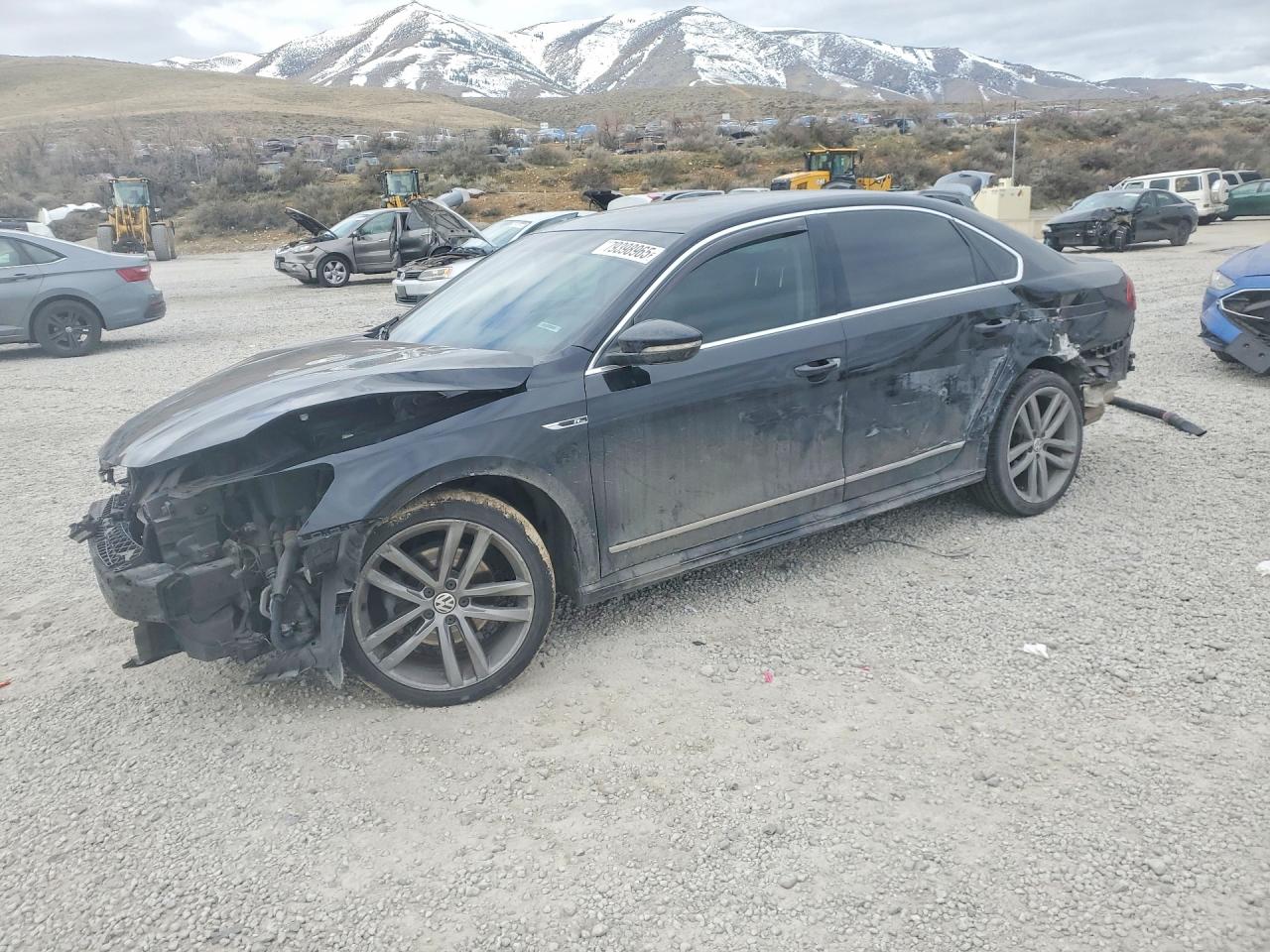 2017 VOLKSWAGEN PASSAT