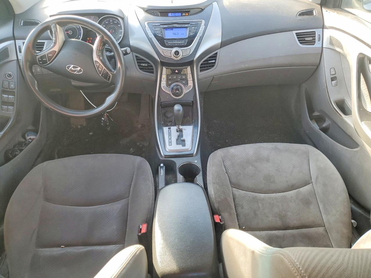 2013 HYUNDAI ELANTRA GLS photo 8