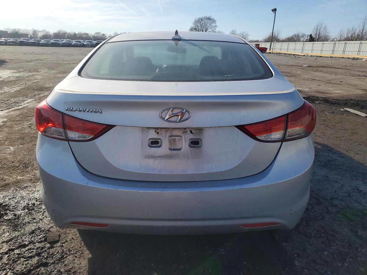 2013 HYUNDAI ELANTRA GLS photo 6