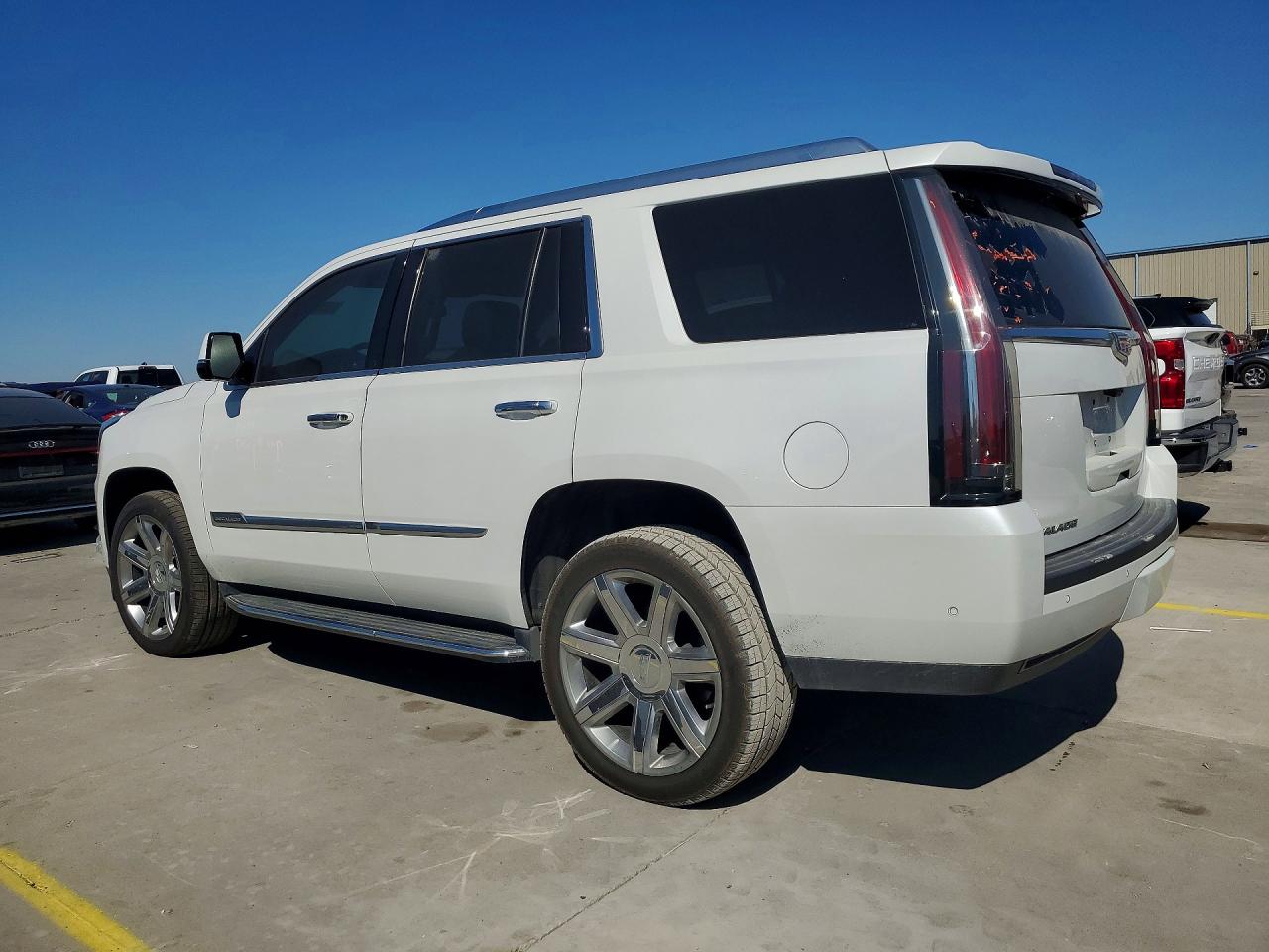 2020 CADILLAC ESCALADE PREMIUM LUXURY photo 4