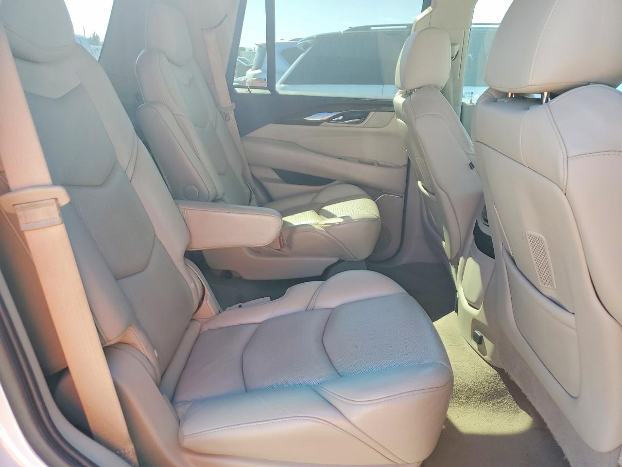 2020 CADILLAC ESCALADE PREMIUM LUXURY photo 31