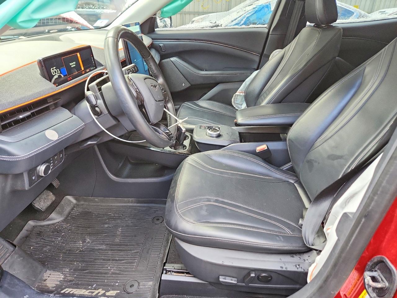 2022 FORD MUSTANG MACH-E PREMIUM photo 13