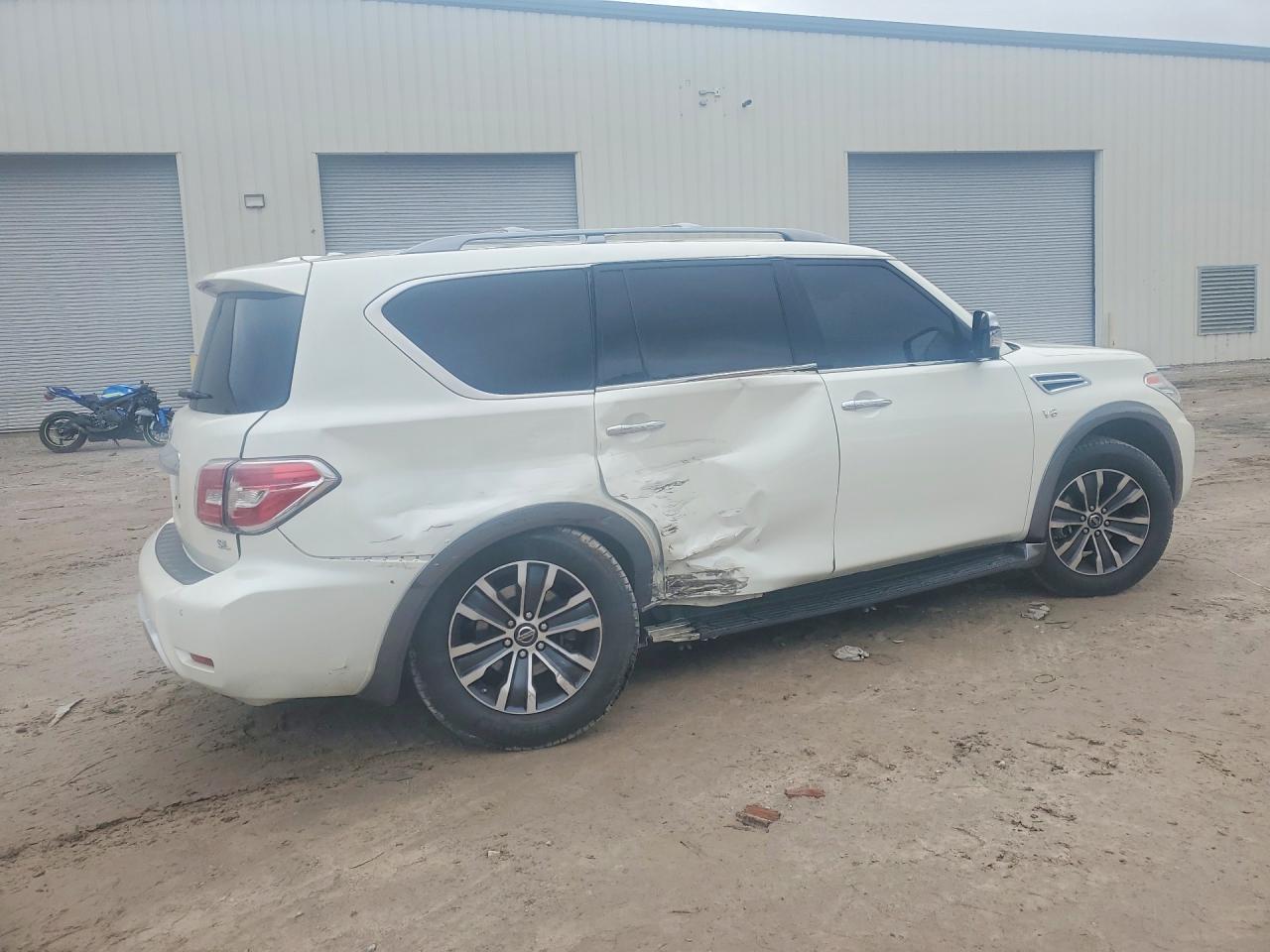 2018 NISSAN ARMADA SL photo 3