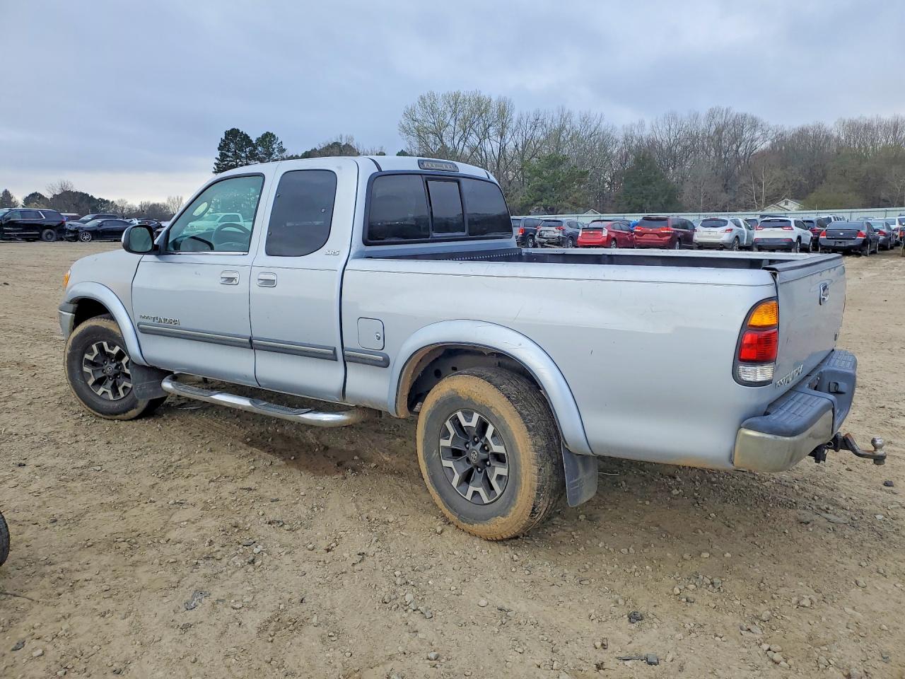 2000 TOYOTA TUNDRA SR5 photo 2