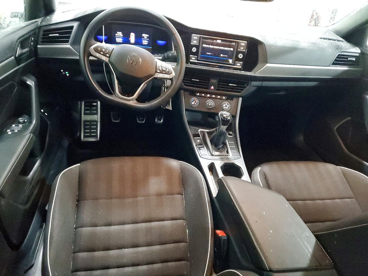 2024 VOLKSWAGEN JETTA SPORT photo 15