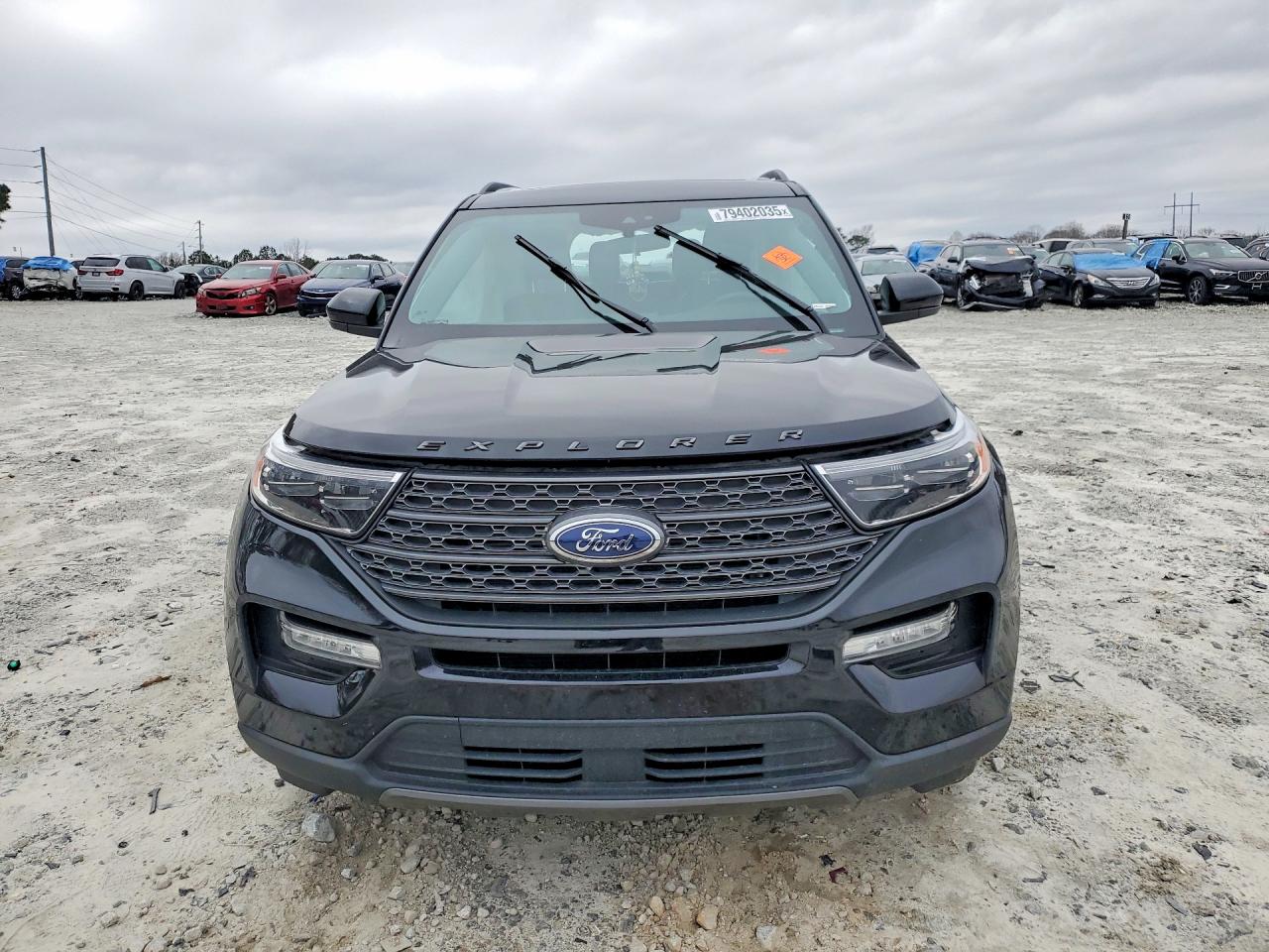 2023 FORD EXPLORER XLT photo 9