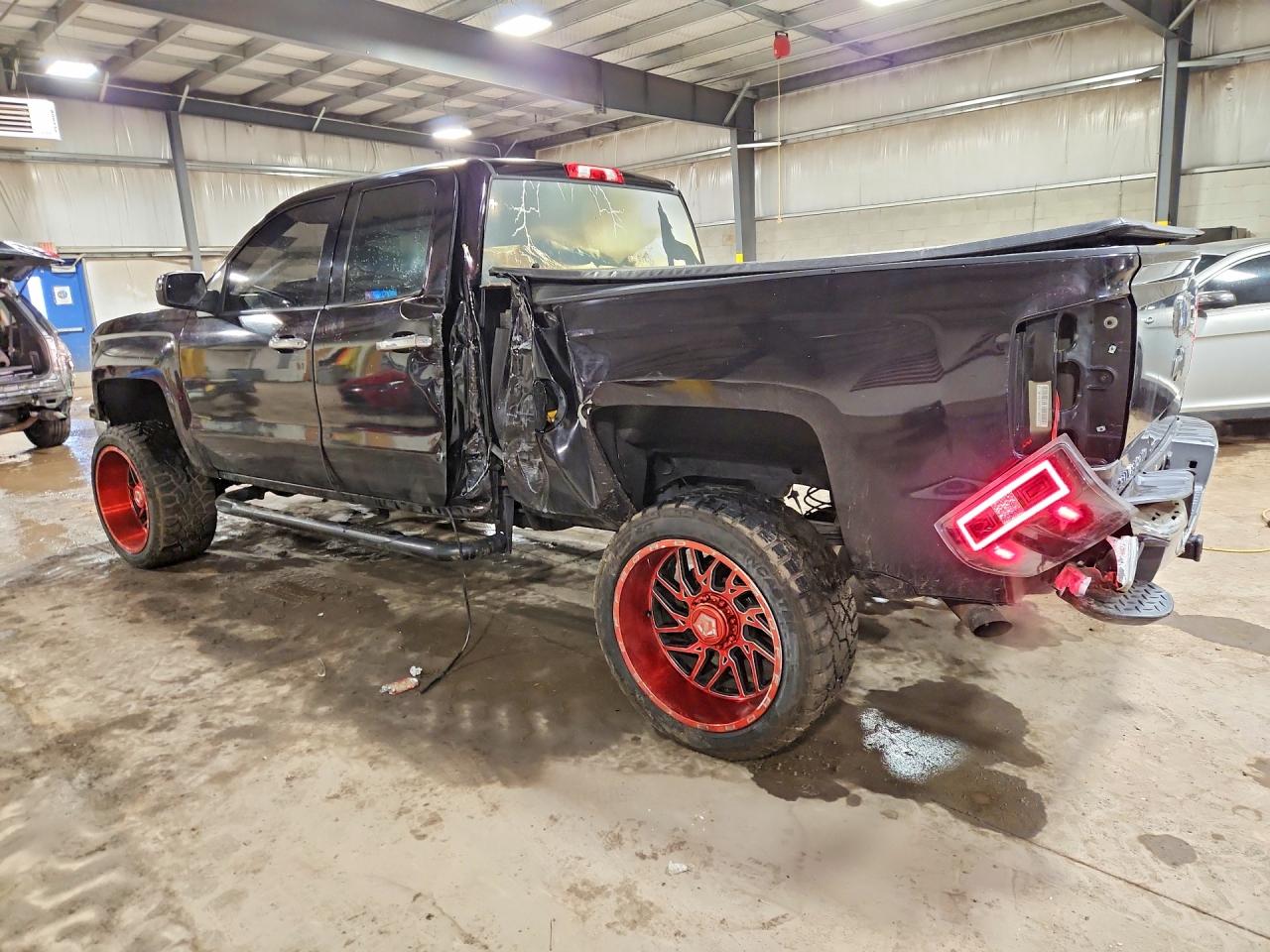 2014 CHEVROLET SILVERADO K1500 LT photo 2