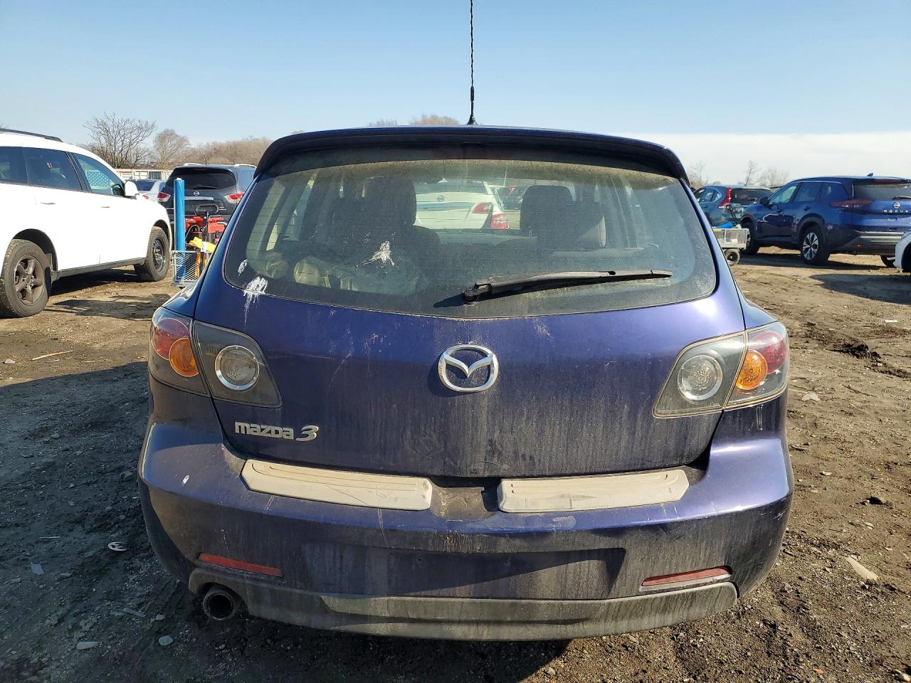 2005 MAZDA 3 HATCHBACK photo 6