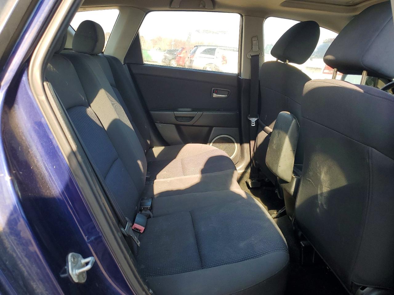 2005 MAZDA 3 HATCHBACK photo 10