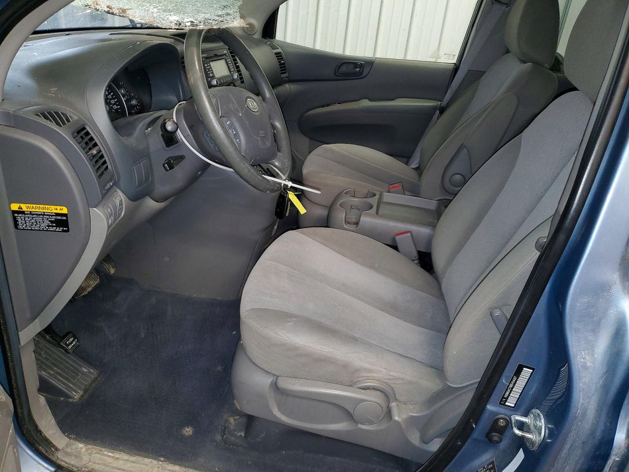 2011 KIA SEDONA LX photo 7