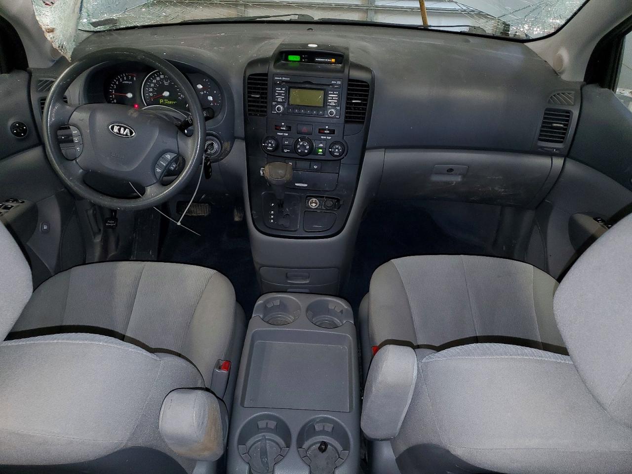 2011 KIA SEDONA LX photo 8
