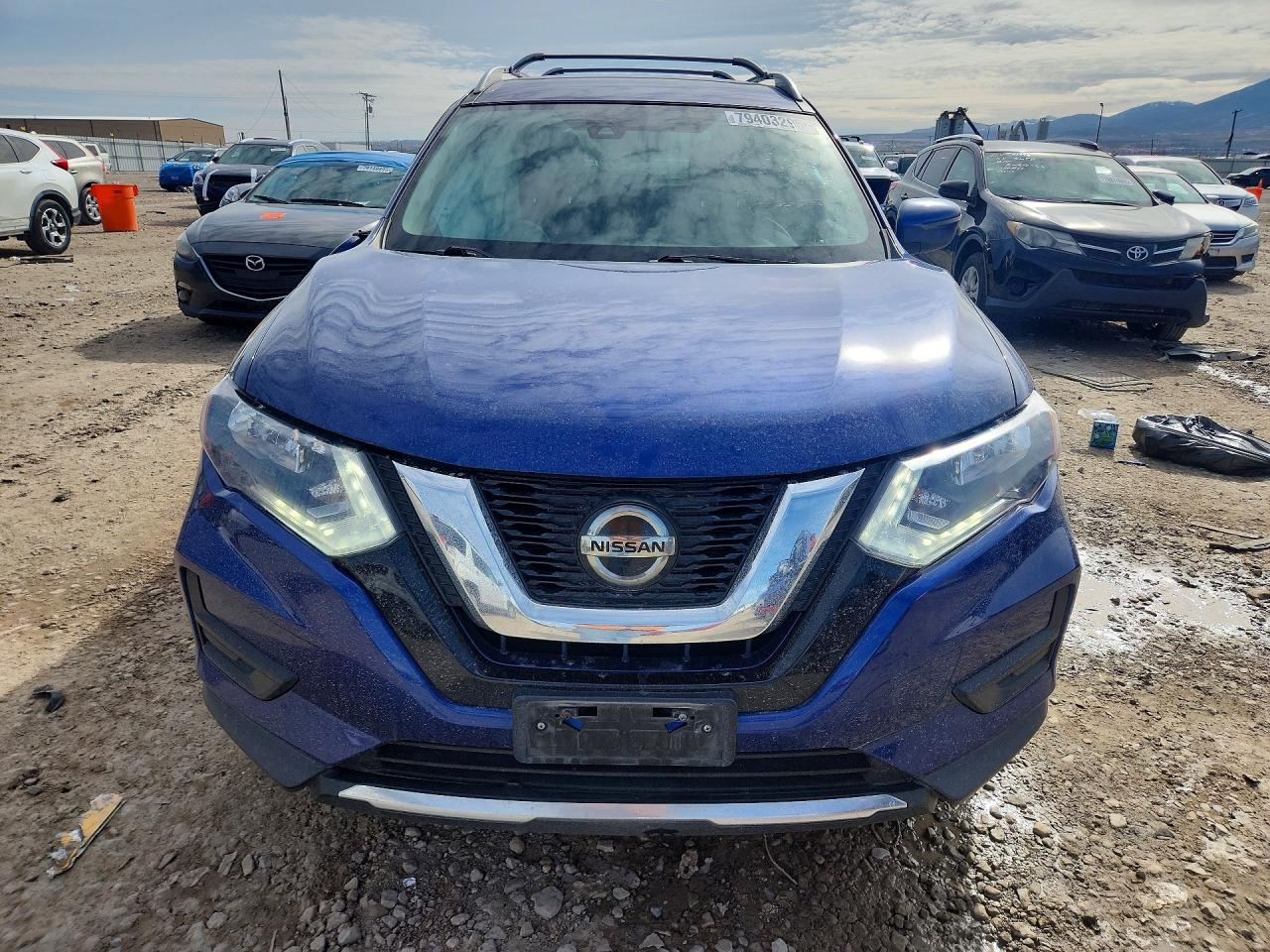 2019 NISSAN ROGUE SV photo 9