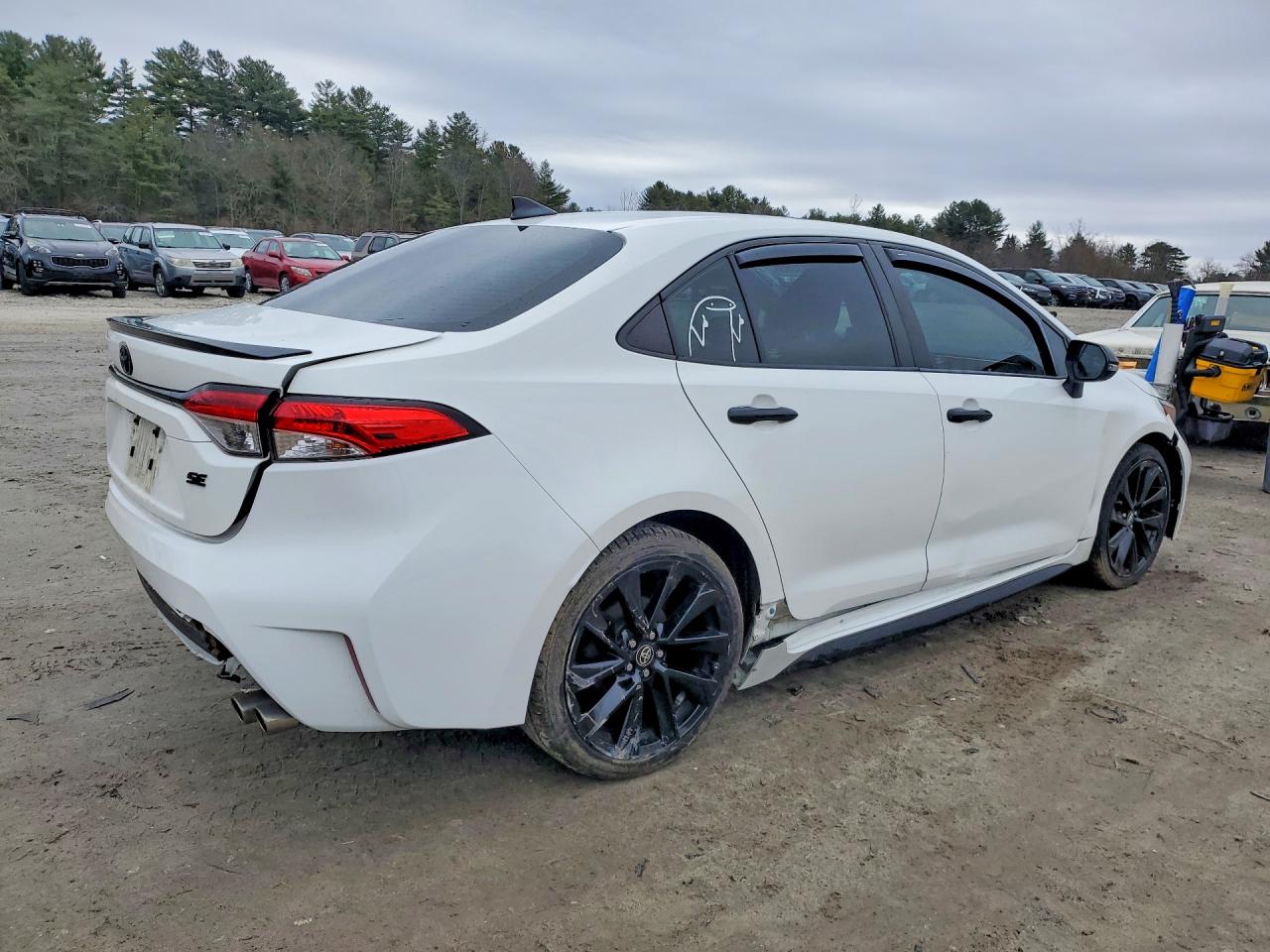2020 TOYOTA COROLLA SE NIGHTSHADE EDITION photo 3