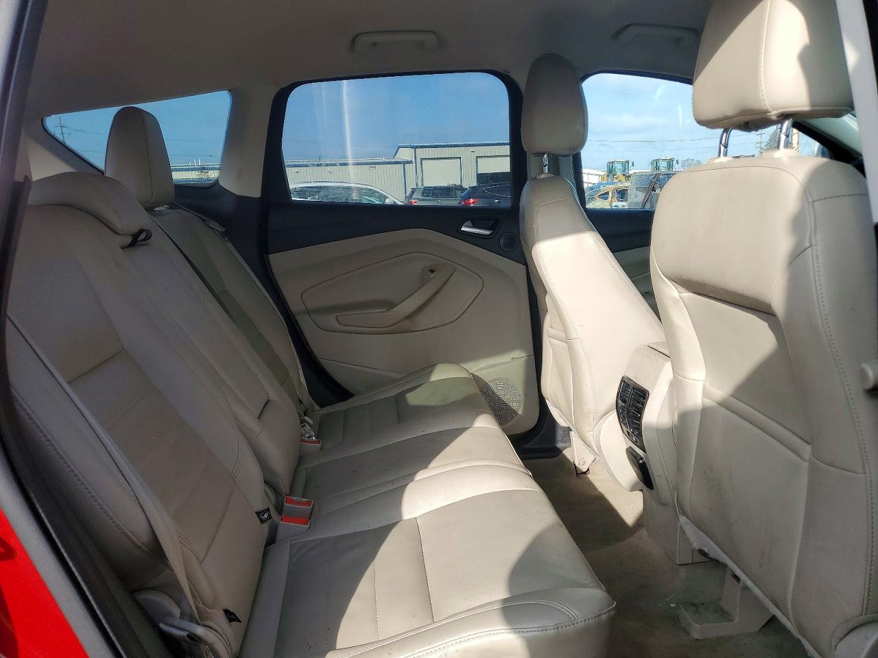 2015 FORD ESCAPE TITANIUM photo 30